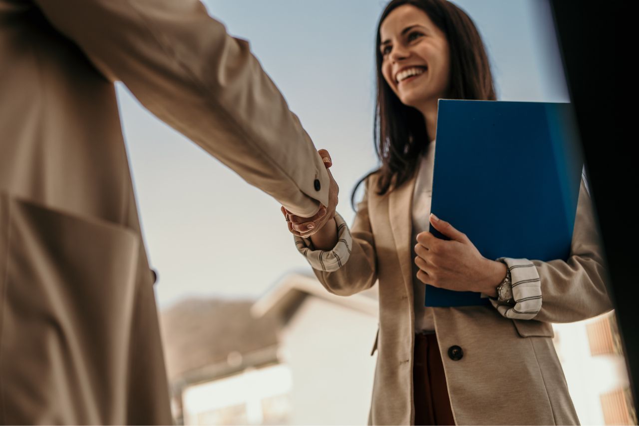 Hiring an Independent or Public Adjuster