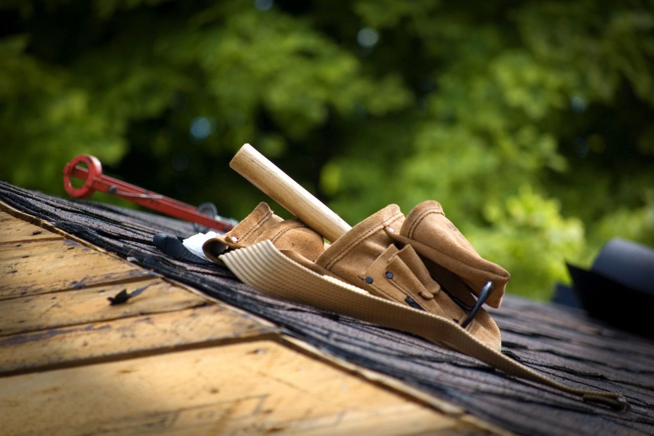 What Roof Repairs Typically Cost in Jacksonville